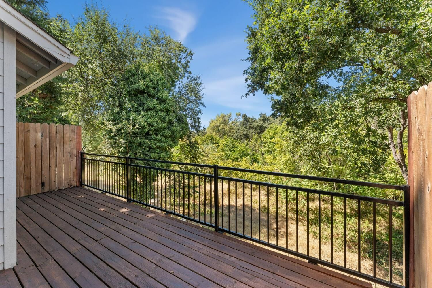 Property Photo: 1675 Vernon Street 52 CA 95678