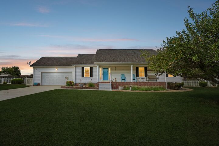 Property Photo:  102 Boone Dr  TN 37355 