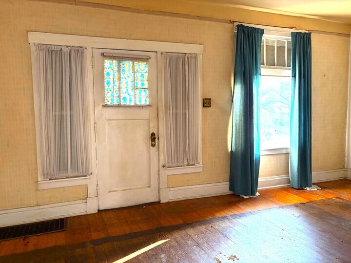 Property Photo:  314 Deverill Street  KY 41016 