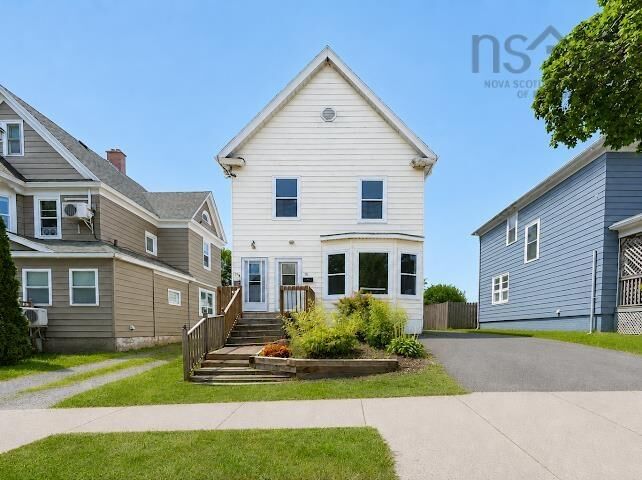 Property Photo:  18/20 Queen Street  NS B1S 2Y9 
