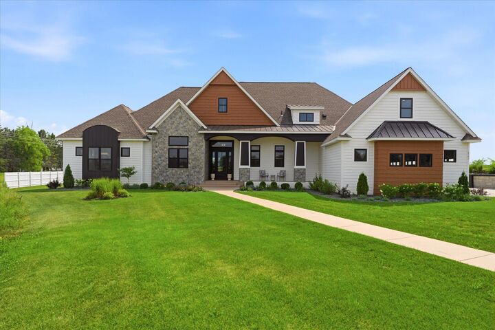 Property Photo:  6783 Broadview Drive  MN 55372 
