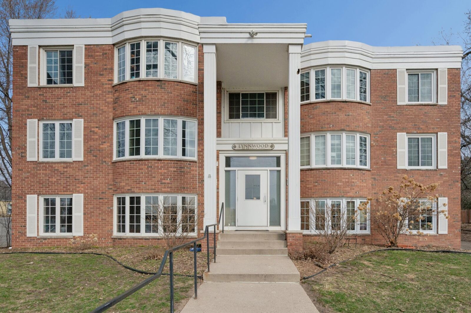 Property Photo: 4516 Highway 7 1 MN 55416