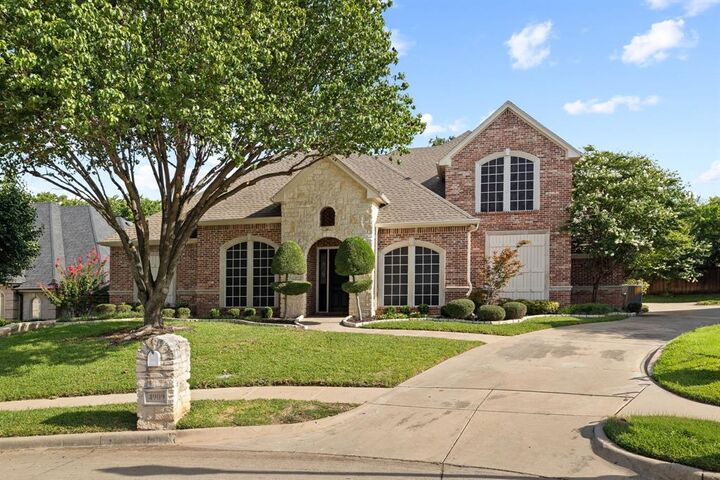 Property Photo:  4909 Lakewood Drive  TX 76034 