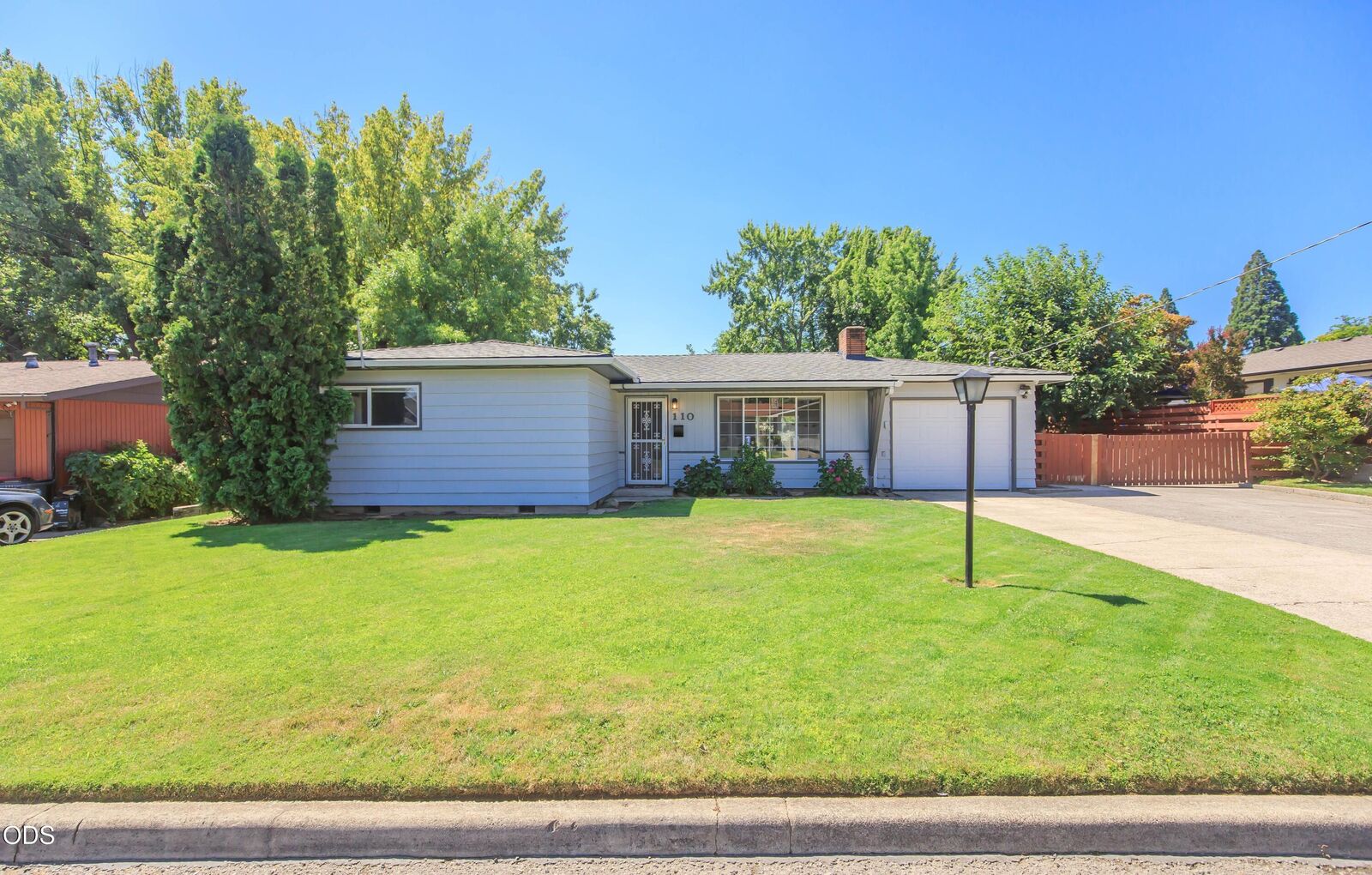 Property Photo:  110 Windsor Way  OR 97502 