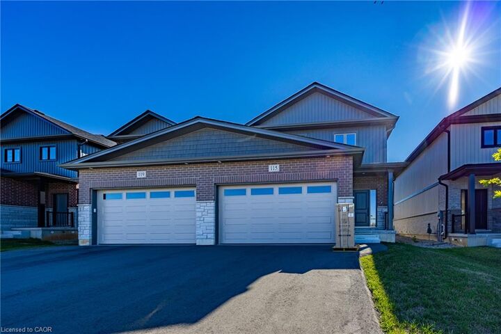 115 Amber Street — photo 1
