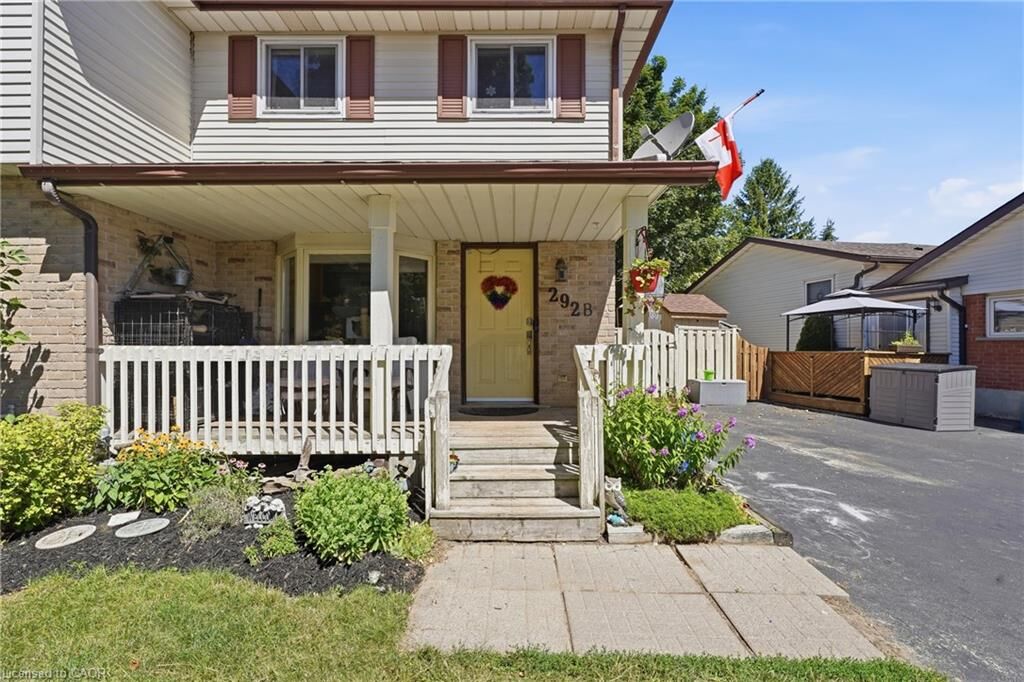 Property Photo: 292 Mayview Court B ON N2V 1W5