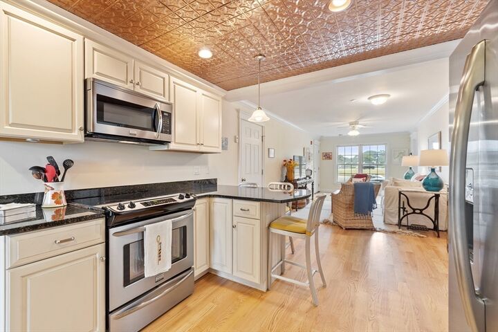 Property Photo: 7 Essex Ave 1 MA 01930