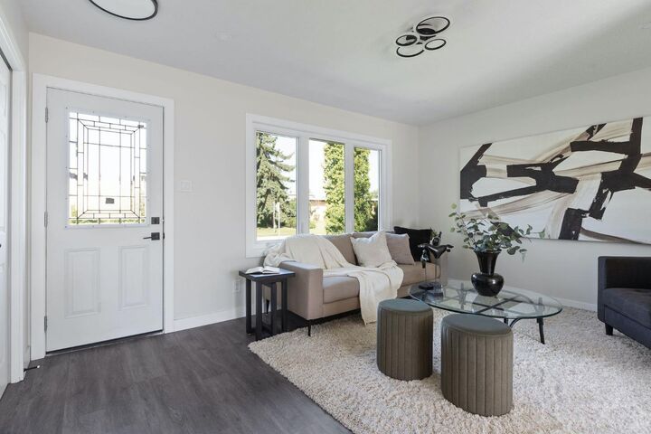 Property Photo: 9608 5 Street SE AB T2J 1K6