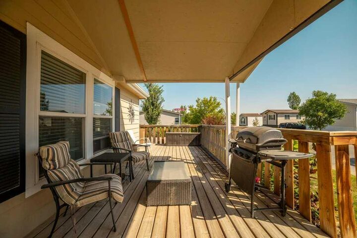 Property Photo: 414 Conductor Boulevard AB T1M 1P8