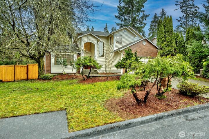 Property Photo:  13133 NE 74th Street  WA 98033 