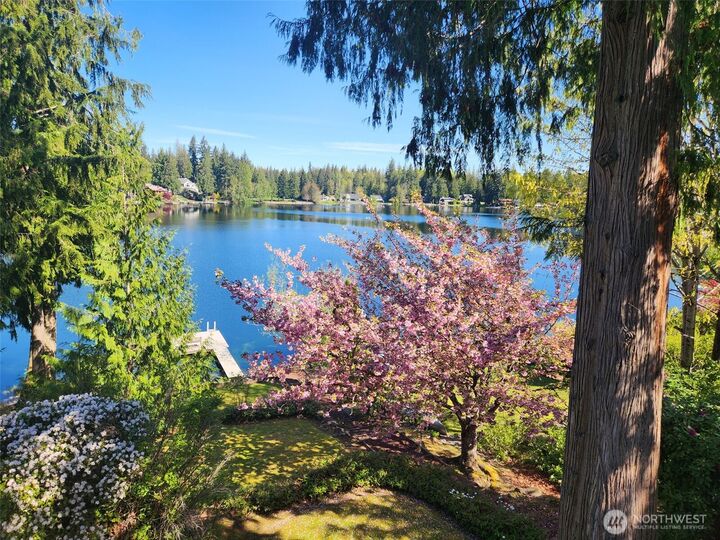 Property Photo: 21006 SE 268th Court WA 98042