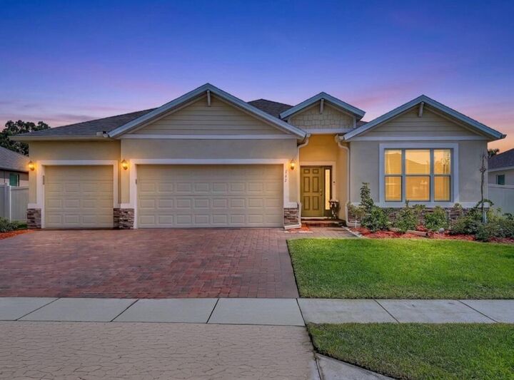 Property Photo:  111 52nd Square  FL 32968 
