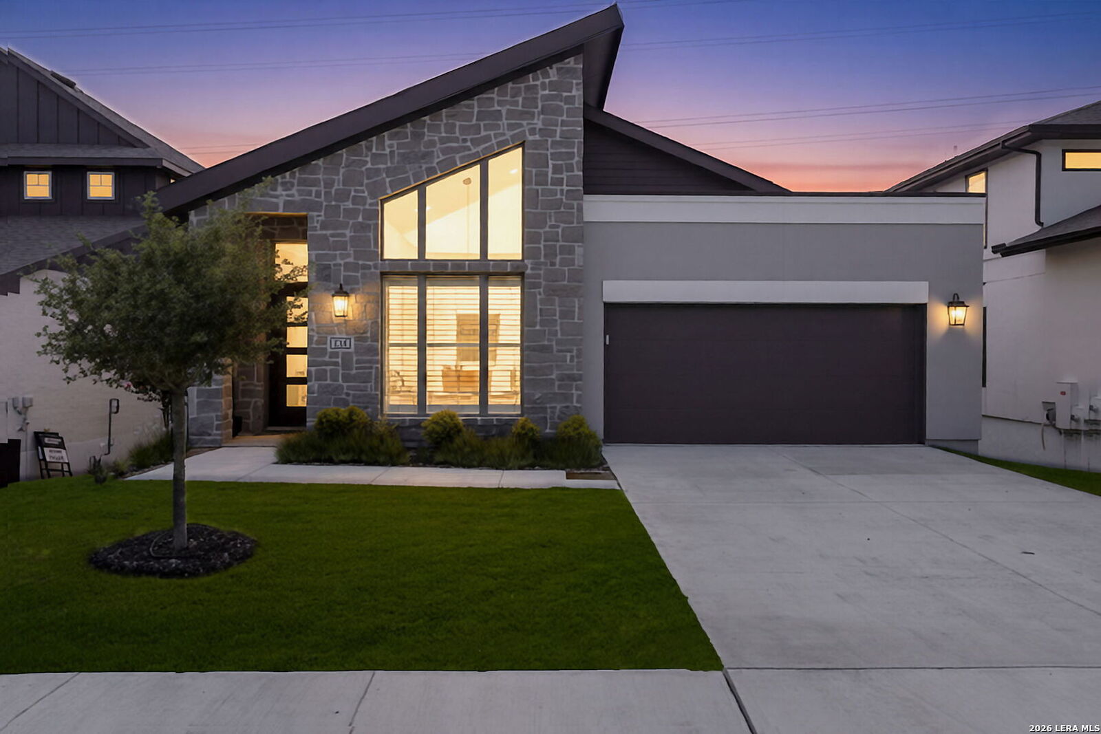 Property Photo: 230 Navarro TX 78006