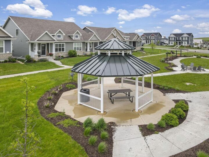 Property Photo:  674 Hillcrest Drive  WI 53597 