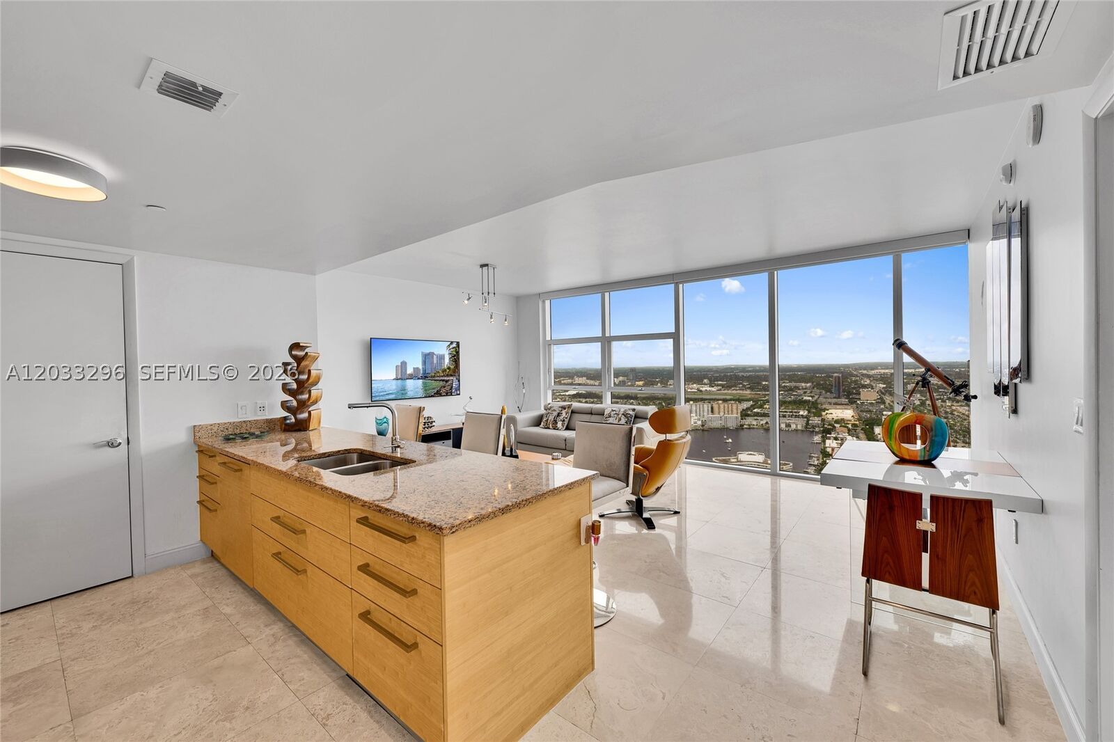 Property Photo:  1830 S Ocean Dr 4807  FL 33009 