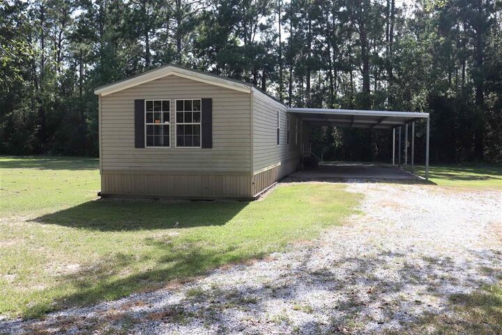 Property Photo:  592 Dublin Lane  LA 70663 