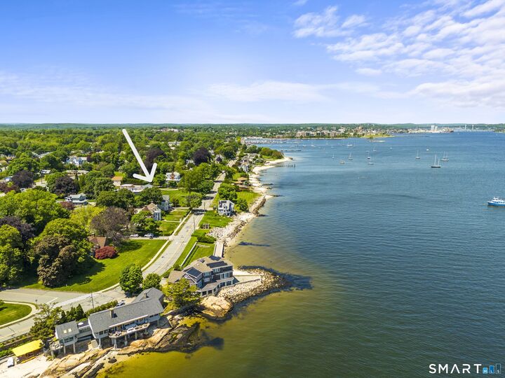 Property Photo:  597 Pequot Avenue  CT 06320 