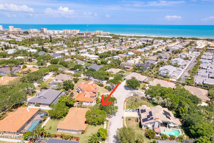 Property Photo:  410 Oriole Lane  FL 32903 
