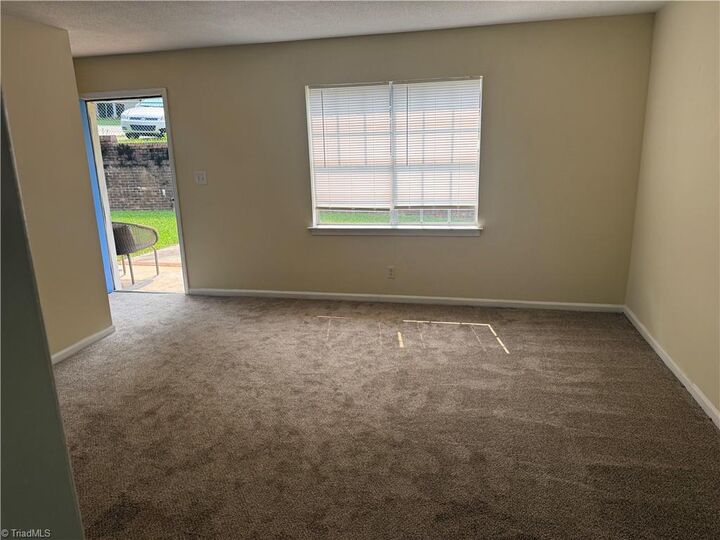 Property Photo: 506 Summit Street NC 27025