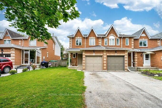 Property Photo: 56 Potter Crescent ON L0G 1W0