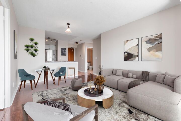 Property Photo:  4889 Kimbermount Avenue 1707  ON L5M 7R9 