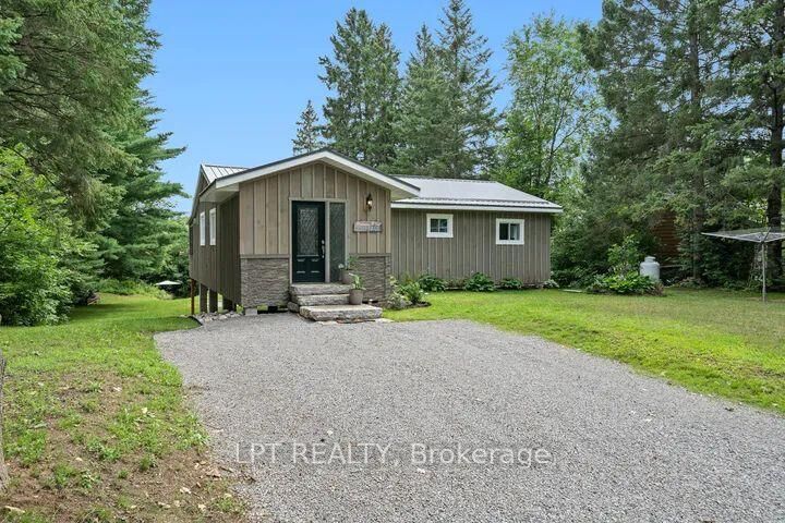 Property Photo:  23 Basswood Drive  ON K0M 1C0 