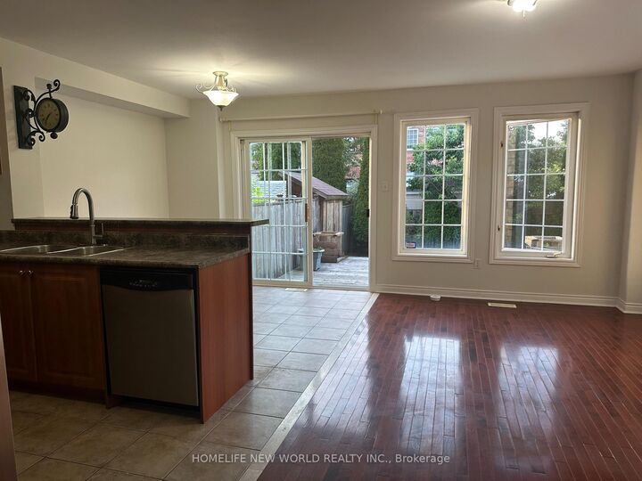 Property Photo: 38 Gateway Court ON L1R 3M9