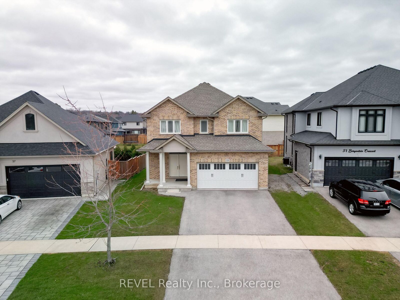 Property Photo: 29 Bergenstein Crescent ON L0S 1E6