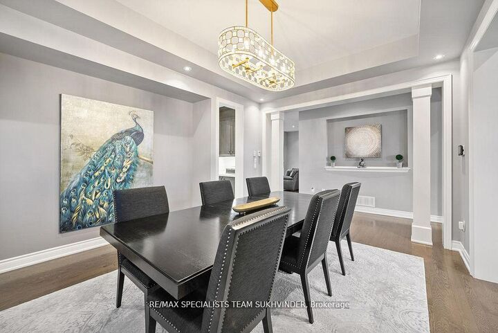 Property Photo: 34 Burlwood Road ON L6P 4E8