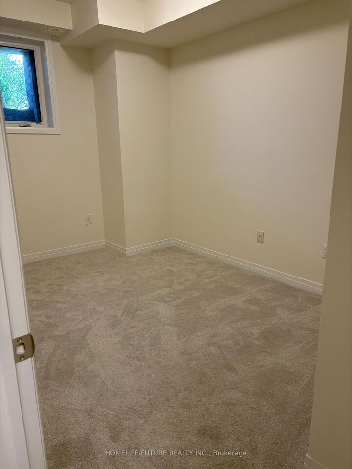 Property Photo:  165 Tapscott Road 1  ON M1B 0E8 