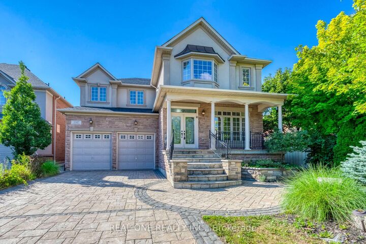 1387 Ferncrest Road — photo 1
