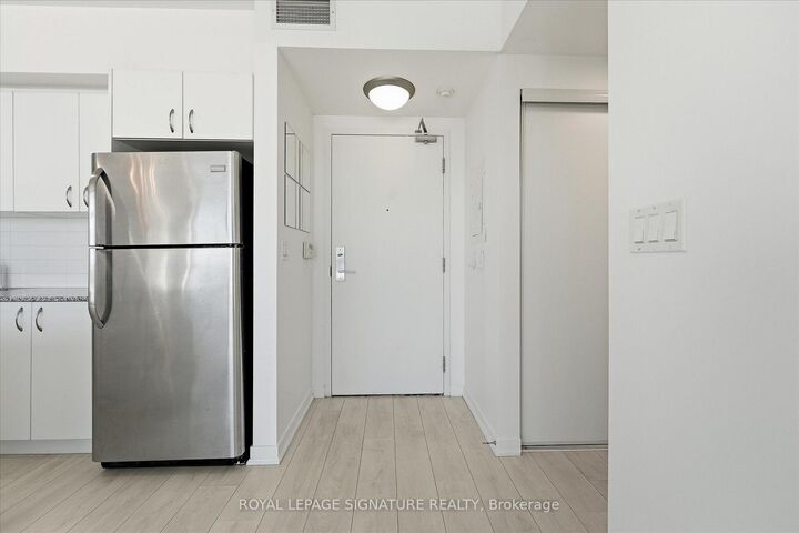 Property Photo: 55 East Liberty Street 311 ON M6K 3P9