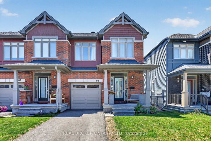 Property Photo: 91 Chevron Place ON K1W 0L6