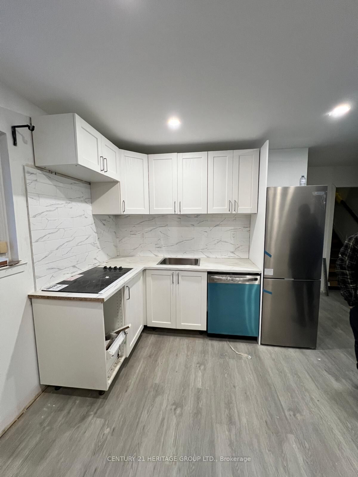 Property Photo:  91 Kingslake Road Bsmt  ON M2J 3E7 