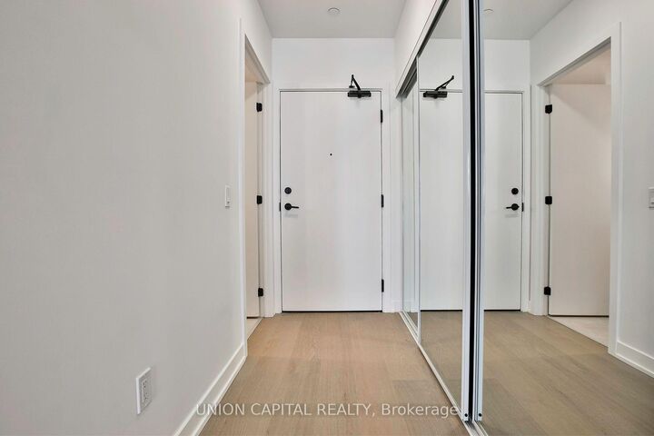 Property Photo: 91 Montclair Avenue 308 ON M5P 0B1