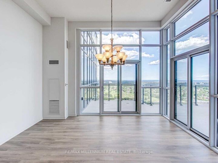 Property Photo:  30 Meadowglen Place 2908  ON M1G 0A6 