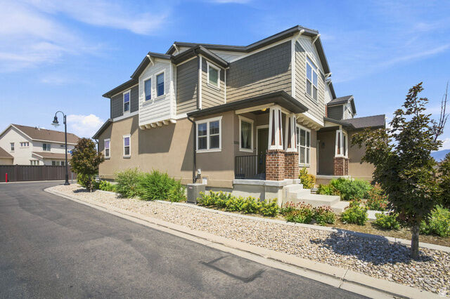 Property Photo: 5293 W Canonbury Ln UT 84120