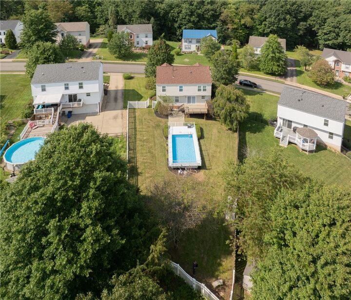Property Photo:  1421 Sandstone Dr  PA 15084 