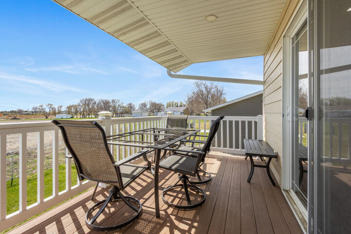Property Photo: 5116 Kingfisher Avenue SD 57401