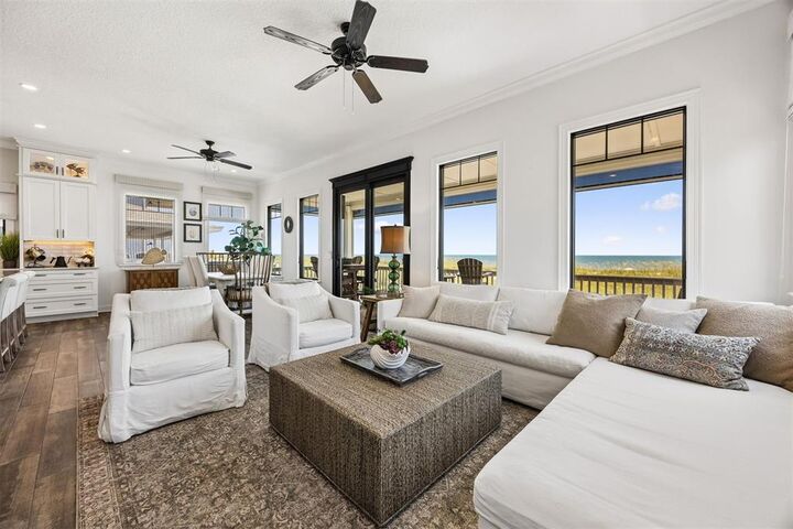 Property Photo:  627 Ocean Avenue  FL 32034 