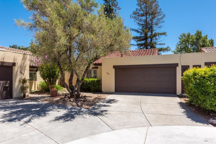 Property Photo:  806 Shady Oak Drive  CA 95404 