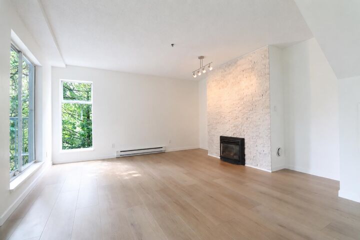 Property Photo: 7345 Sandborne Avenue 43 BC V3N 4W6