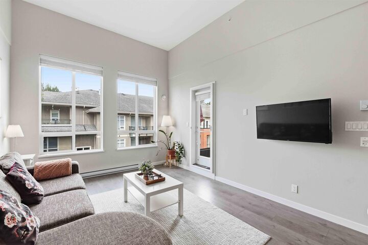 20211 66 Avenue E405 — photo 1