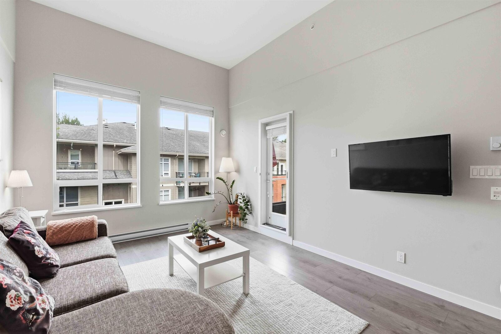 Property Photo: 20211 66 Avenue E405 BC V2Y 0L4