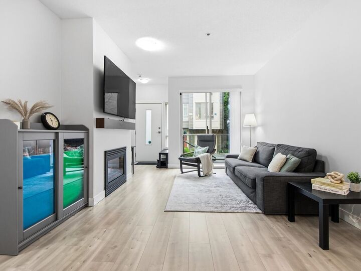 Property Photo:  9229 University Crescent 32  BC V5A 4Z2 