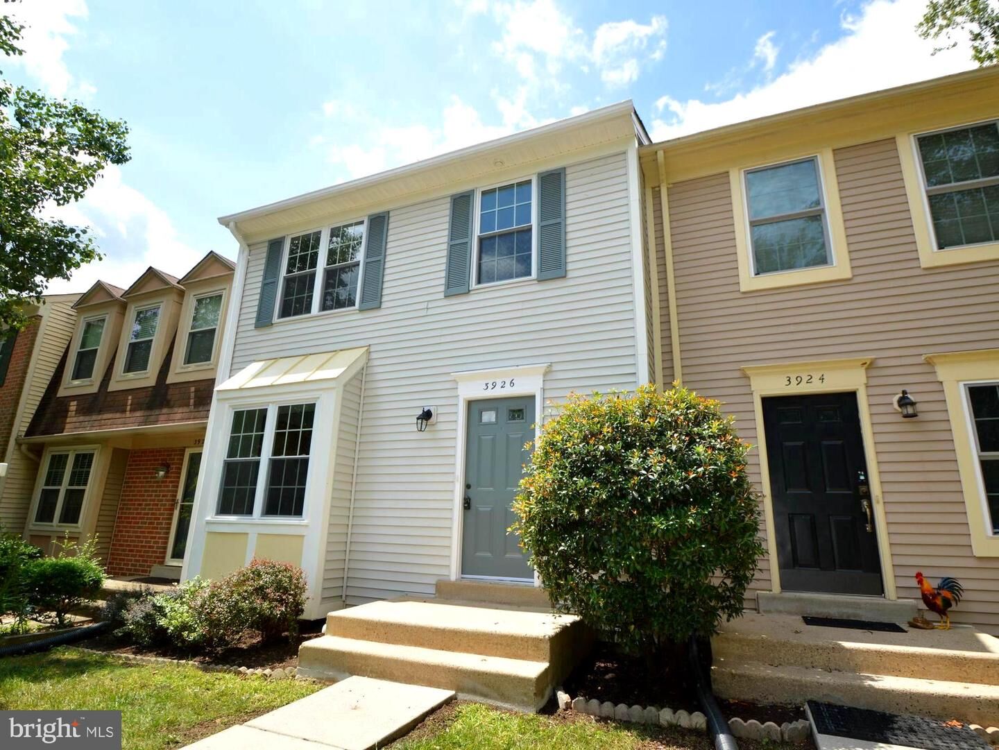 Property Photo: 3926 Collis Oak Court VA 22033