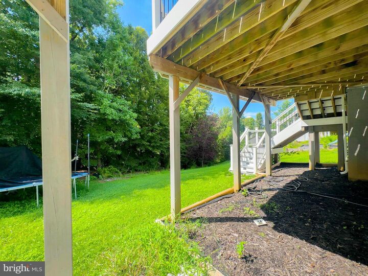 Property Photo: 7023 Sand Cherry Way MD 20735
