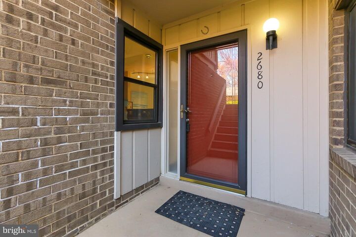 Property Photo: 2680 Glengyle Drive 29 VA 22181