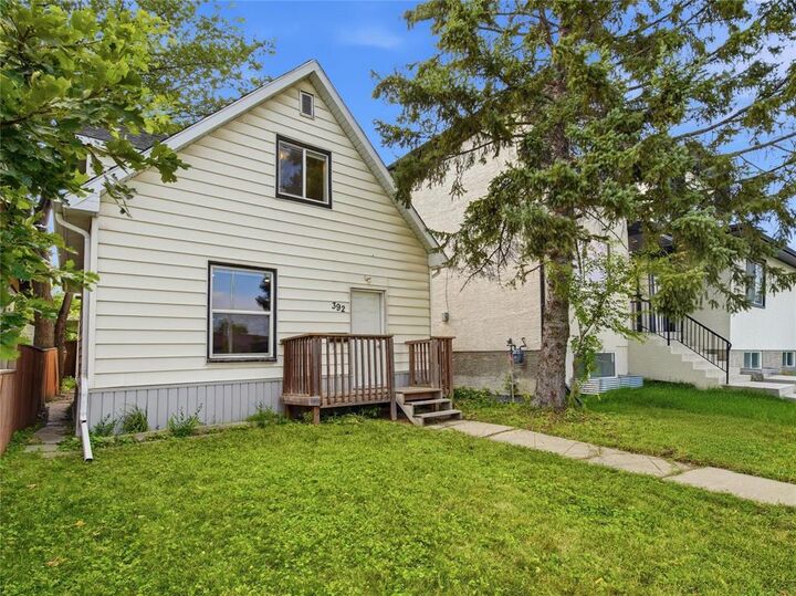 Property Photo:  392 Ferry Road  MB R3J 1W4 