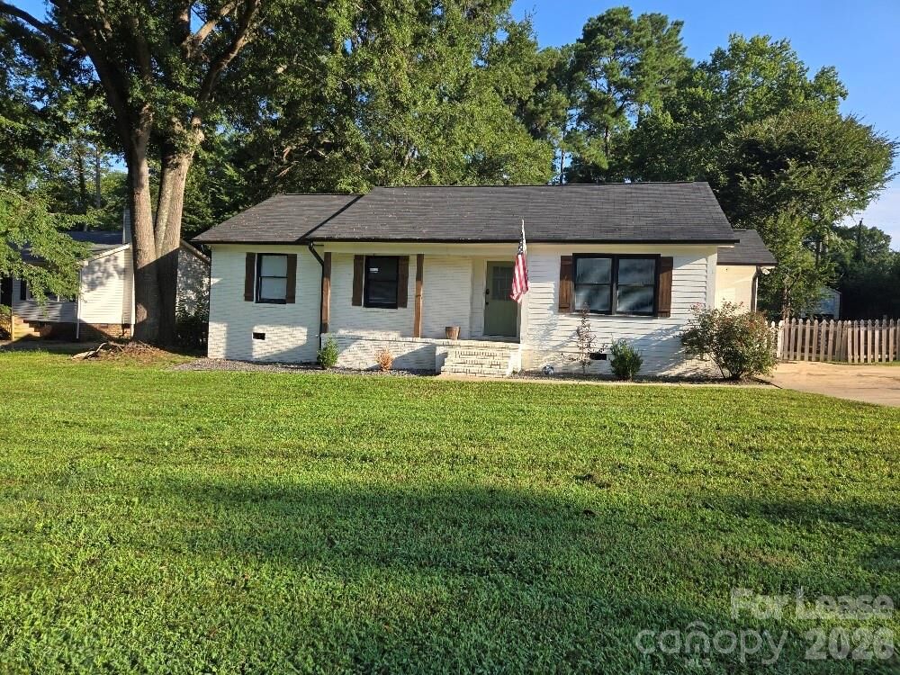 Property Photo: 2021 Downey Street SC 29732